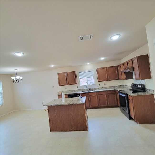 3220 Brixton Dr, House other with 3 bedrooms, 2 bathrooms and null parking in Fort Worth TX | Image 5