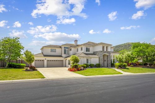 531 Via Vaquero Sur, San Juan Bautista, CA, 95045 | Card Image