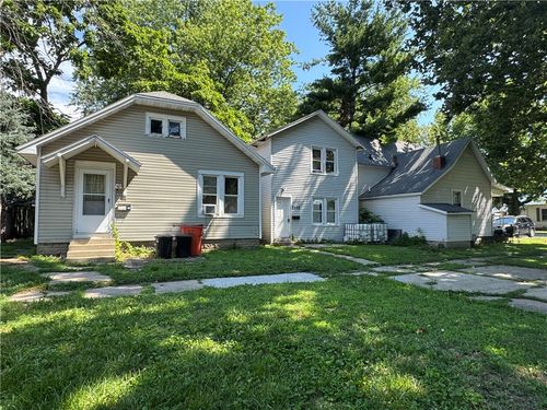 2502 Pine Ave, Mattoon, IL, 61938-3733 | Card Image