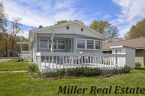 10-11811 Marsh Rd, Shelbyville, MI, 49344-9683 | Card Image