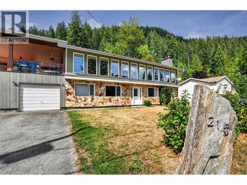 215 Bayview St, Kaslo, BC, V0G | Card Image