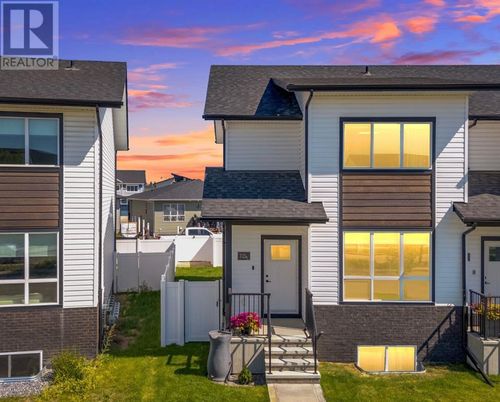 10 Evergreen Way, Red Deer County, AB, T4P3H1 | Card Image