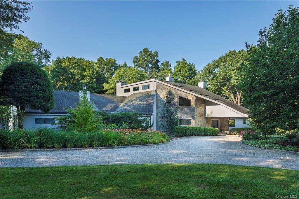 Ridge Rd, Waccabuc, NY 10597
