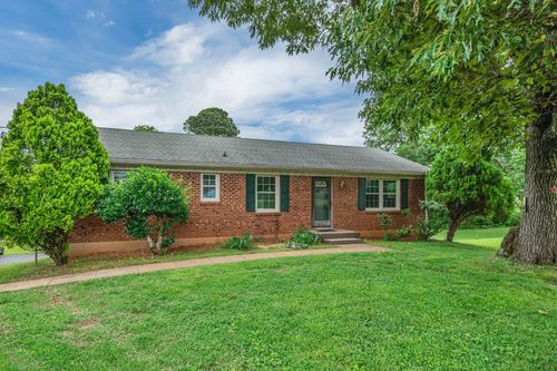 1006 Hillcrest Cir, Pleasant View, TN, 37146-8155 | Card Image