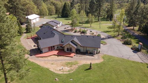 201 Hoffman Way, Grants Pass, OR, 97526 | Card Image