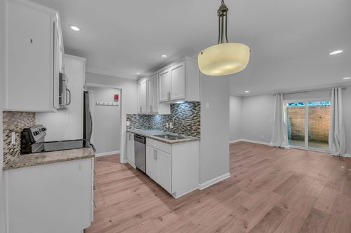 a102-4425 Westlawn Dr, Nashville, TN, 37209-4940 | Card Image