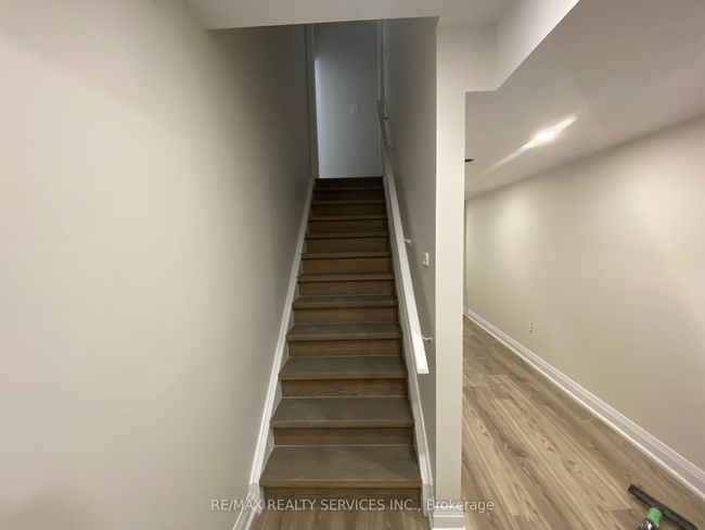 BSMNT - 142 Adventura Rd, House attached with 2 bedrooms, 1 bathrooms and 1 parking in Brampton ON | Image 5