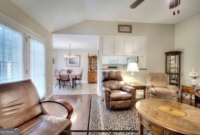 201 Brookstone Dr Sw, House other with 3 bedrooms, 2 bathrooms and 2 parking in Calhoun GA | Image 10