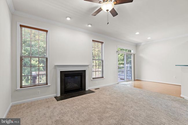 154 Cambridge Way, Townhouse with 4 bedrooms, 4 bathrooms and null parking in Warrenton VA | Image 4