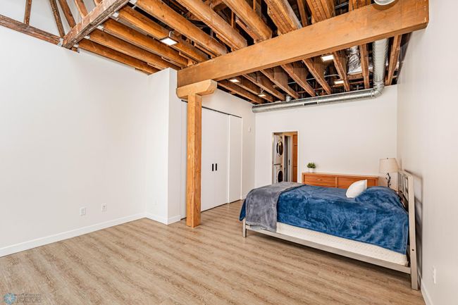 Primary Bedroom | Image 27
