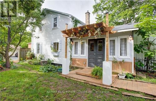 134 Kitchener Rd, Cambridge, ON, N3H1A6 | Card Image
