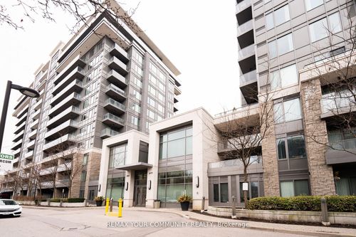 520-325 S Park Rd, Thornhill, ON, L3T0B8 | Card Image