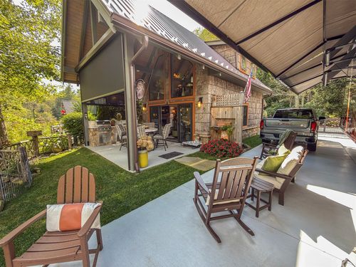 111 Wildflower Rd, Scaly Mountain, NC, 28775-0107 | Card Image