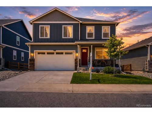 211 Fox St, Bennett, CO, 80102-8776 | Card Image