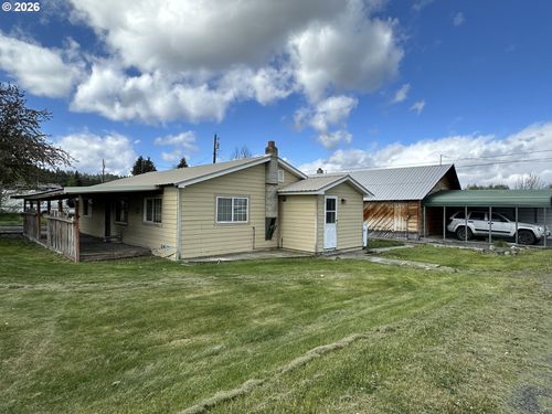215 B Ave, Seneca, OR, 97873 | Card Image