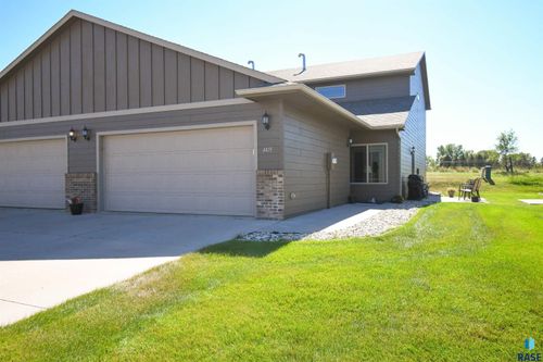 4419 Shipton St, Sioux Falls, SD, 57108 | Card Image