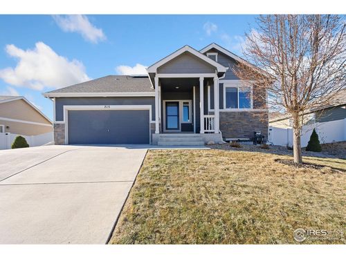 715 Mt Evans Ave, Severance, CO, 80550-4887 | Card Image