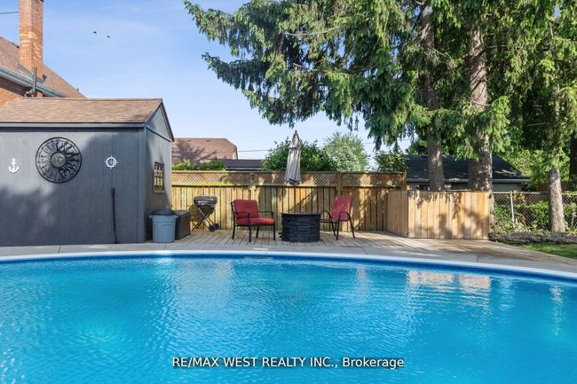 48 Burwell St, House other with 3 bedrooms, 2 bathrooms and 3 parking in Brantford ON | Image 22
