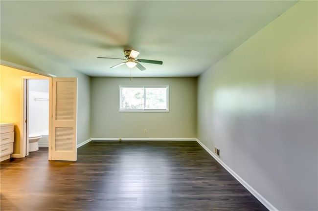 4342 Riverwood Cir, House other with 3 bedrooms, 3 bathrooms and 4 parking in Decatur GA | Image 9