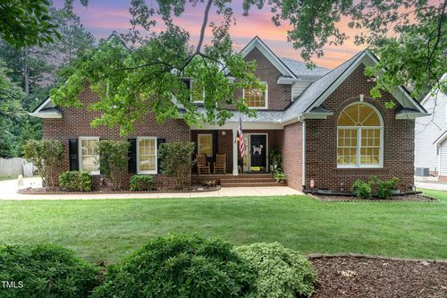 102 Forest Edge Dr, Cary, NC, 27518-2281 | Card Image