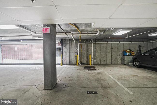 APT-104C - 1811 14 Th St N, Condo with 2 bedrooms, 3 bathrooms and null parking in ARLINGTON VA | Image 32