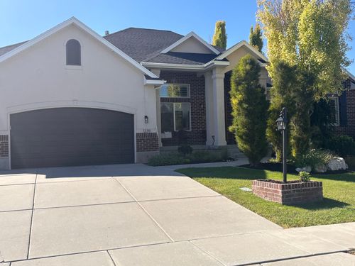 1239 Willowbrook Ln, Kaysville, UT, 84037-9405 | Card Image