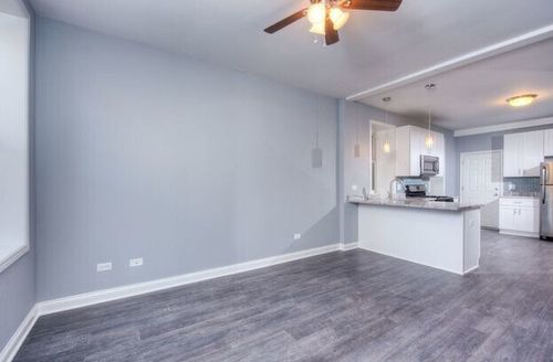 apt-2r-1300 N Greenview Ave, Chicago, IL, 60642-2462 | Card Image