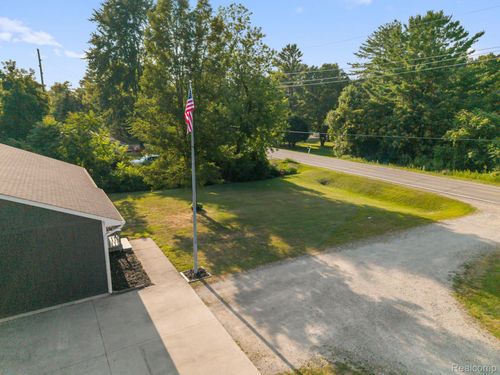 3915 Krafft Rd, Fort Gratiot, MI, 48059-3714 | Card Image