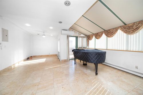 apt-f7b-42 Colden St, Flushing, NY, 11355-3979 | Card Image