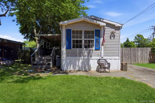 unit-124-1137 Unit 124 Lincoln Ave, Holbrook, NY, 11741-2206 | Card Image