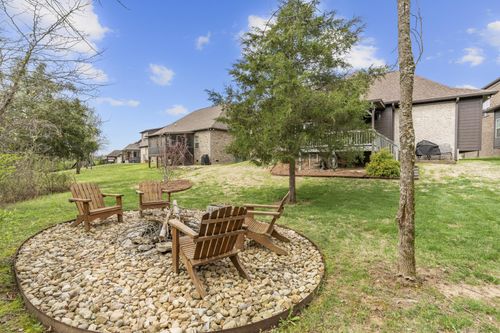 193 Karen Dr, Mount Juliet, TN, 37122-4443 | Card Image