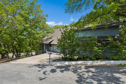86 Queens Dr, Pottsboro, TX, 75076-4736 | Card Image