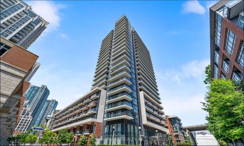 1701-38 Iannuzzi St, Toronto, ON, M5V0S2 | Card Image