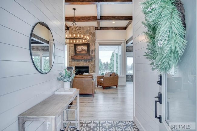 6353 E Tower Castle Loop, House other with 5 bedrooms, 3 bathrooms and 3 parking in Ammon ID | Image 4