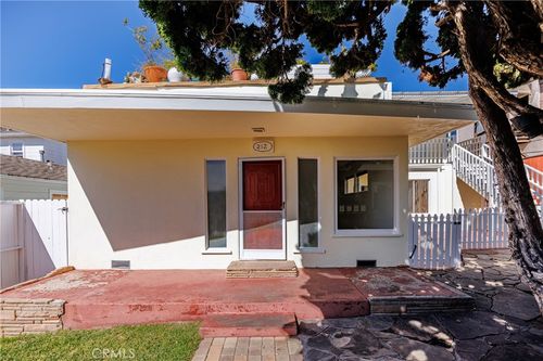 212 Cypress Dr, Laguna Beach, CA, 92651-1719 | Card Image