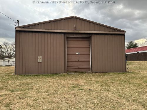 1200 31st St, Vienna, WV, 26105-2664 | Card Image