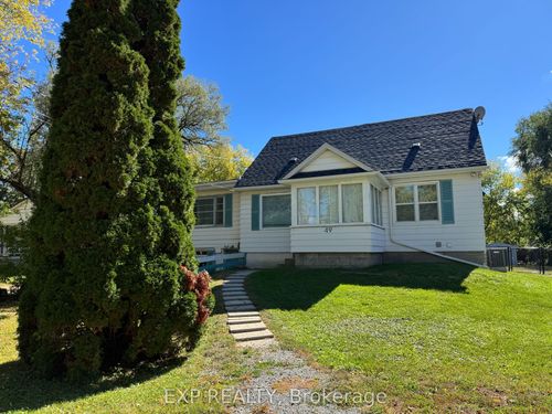 49 Sunset Beach Rd, Richmond Hill, ON, L4E3G7 | Card Image