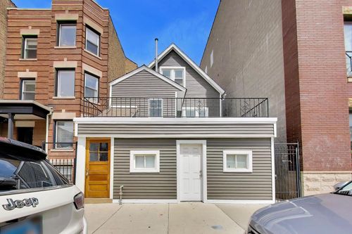 3450 W Diversey Ave, Chicago, IL, 60647-1221 | Card Image