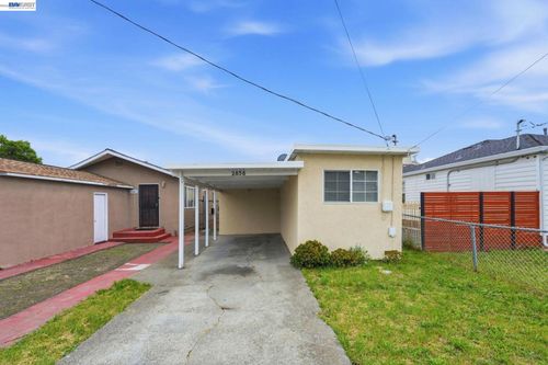 2858 17th St, San Pablo, CA, 94806-4701 | Card Image