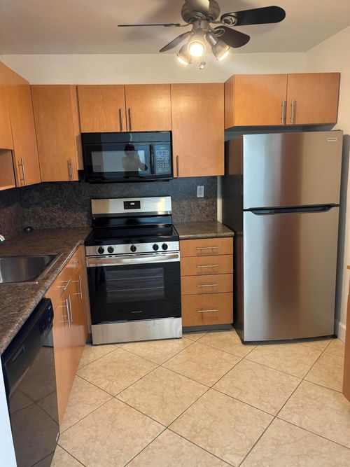 106 Burgundy C, Delray Beach, FL, 33484-5425 | Card Image