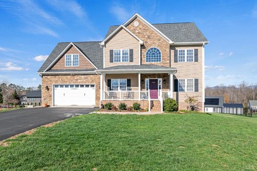 1234 Autumn Run Dr, FOREST, VA, 24551-4776 | Card Image