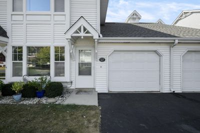 3148 Wood Rd, Condo with 2 bedrooms, 2 bathrooms and null parking in Mount Pleasant WI | Image 1