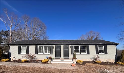 20b-20 Sunrise Dr, Westerly, RI, 02891-2029 | Card Image