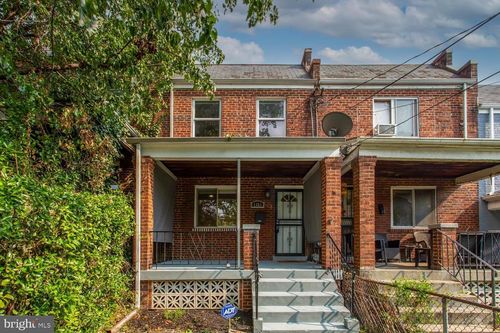 1361 Downing St Ne, WASHINGTON, DC, 20018-1136 | Card Image