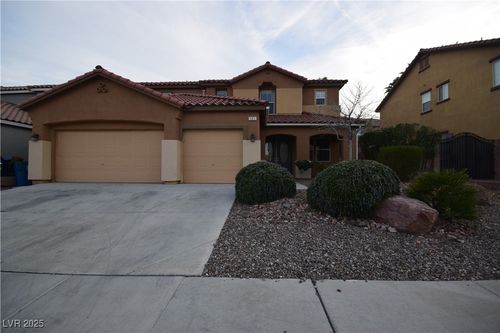 121 Pettswood Dr, Henderson, NV, 89002-3390 | Card Image