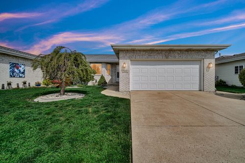 507 Seminary Dr, Dyer, IN, 46311 | Card Image
