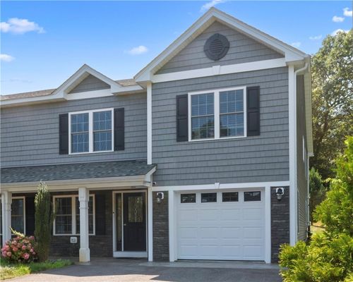 180 South Rd, East Greenwich, RI, 02818-1407 | Card Image