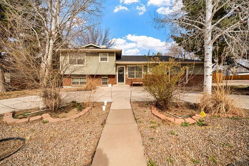 1123 Candytuft Blvd, Pueblo, CO, 81001-1006 | Card Image