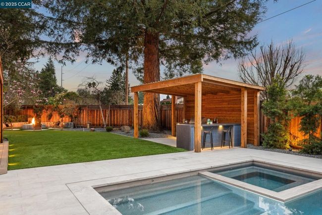 17 Canary Ct, House other with 6 bedrooms, 4 bathrooms and 3 parking in Danville CA | Image 4