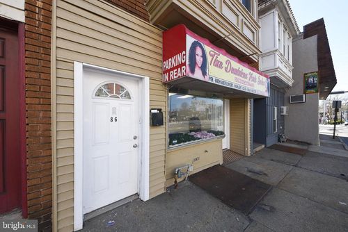 86 N York Rd, WILLOW GROVE, PA, 19090-3415 | Card Image